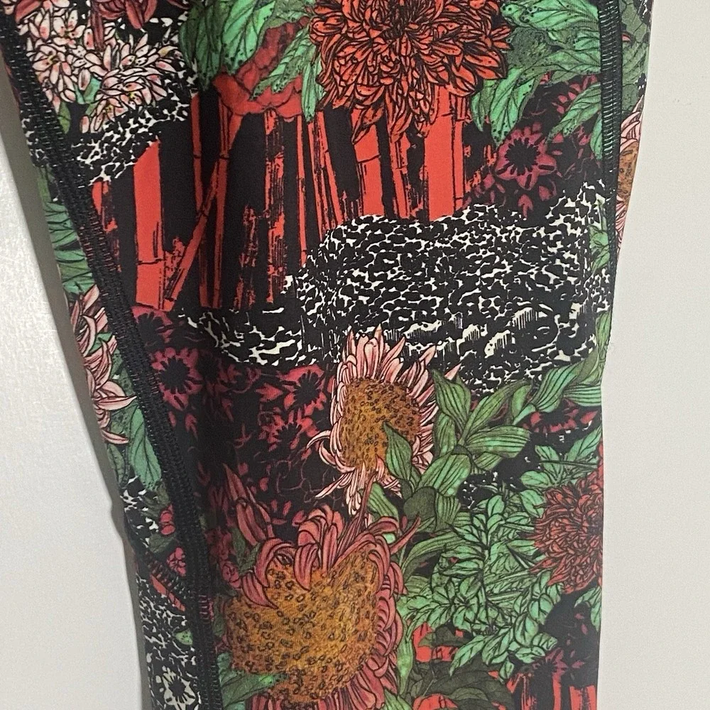 Lululemon Wunder Under Crop Leggings Womens 10 Multicolor Floral Zen Garden Boho